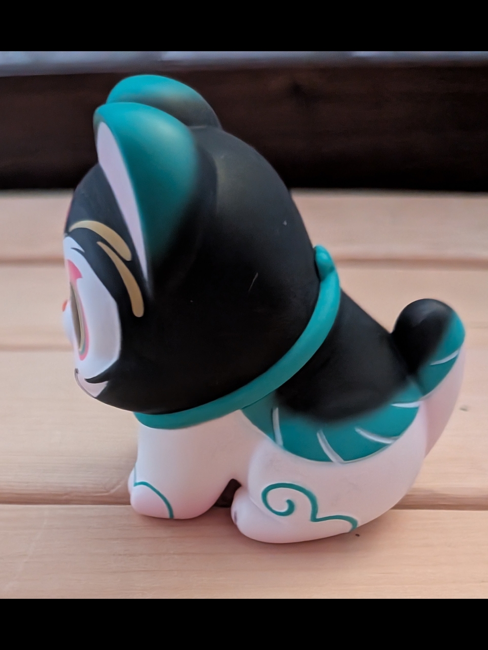 Mystical Cat Figurine - Pink & Teal Decorative Figure - Picture 4 of 5